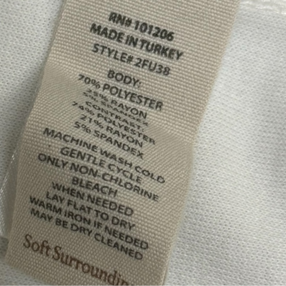 Soft Surroundings‎ Straight Leg Crop Pants White Textured Knit Large NWT - Picture 8 of 10